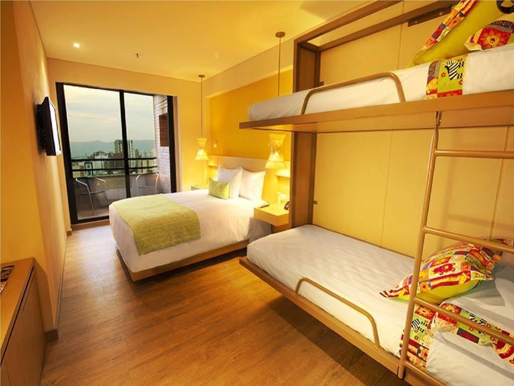 Hotel Bari Μπουκαραμάνγκα Εξωτερικό φωτογραφία